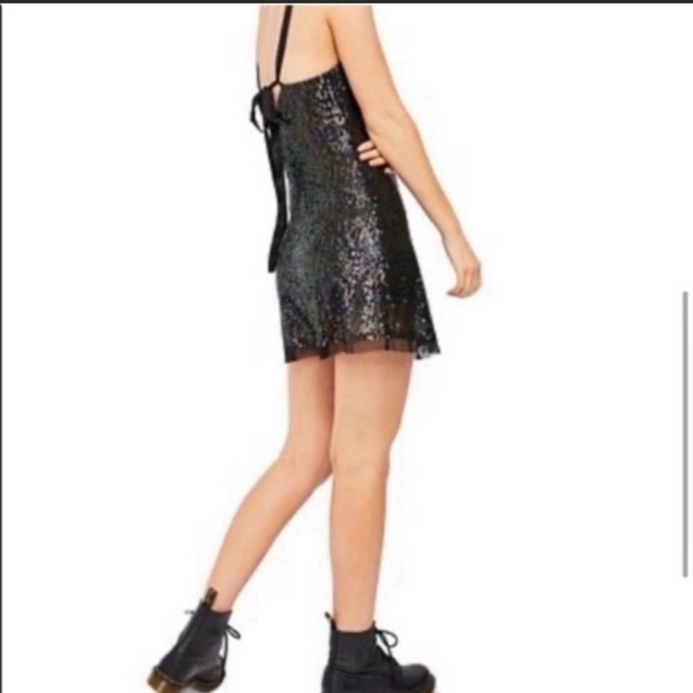 LAST SMALL FREE PEOPLE GOLD RUSH MINI DRESS IN BLACK ALLOVER SEQUINS AND TULLE - Picture 2 of 12